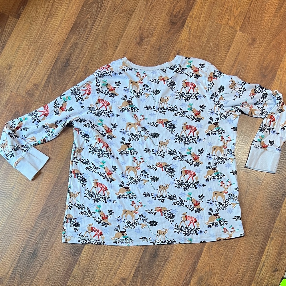 Vera Bradley Christmas Pajamas - PJs - Long Sleeve - Reindeer Print - Picture 9 of 9